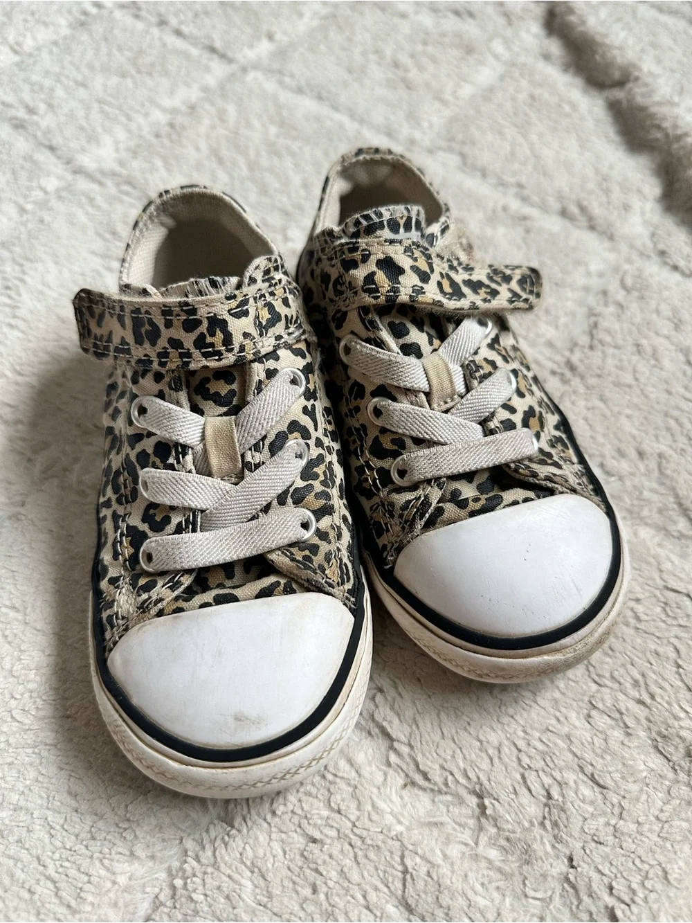 Converse All Star | Velcro Strap Cheetah Print Sneakers | Size 9